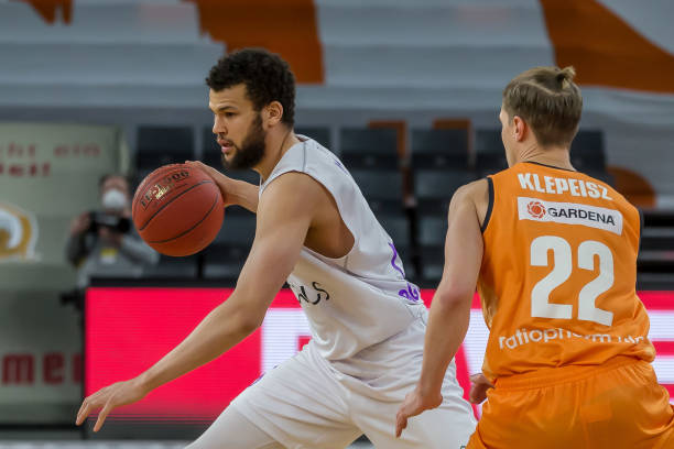 球队士气等 球队士气等