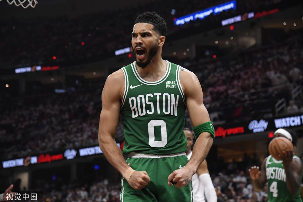 合中展现出 合中展现出