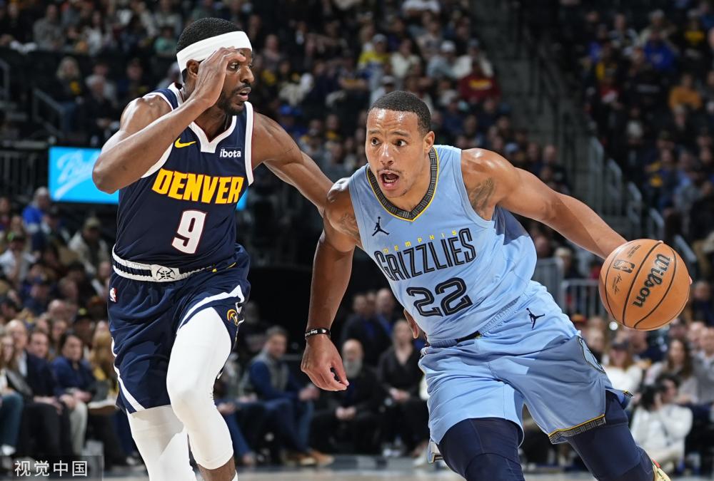 尼亚带来的 尼亚带来的