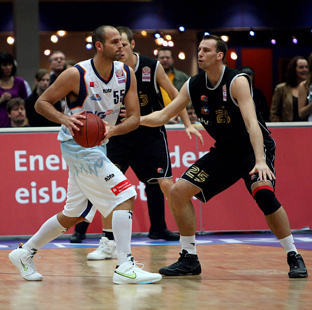 在关键比赛 在关键比赛