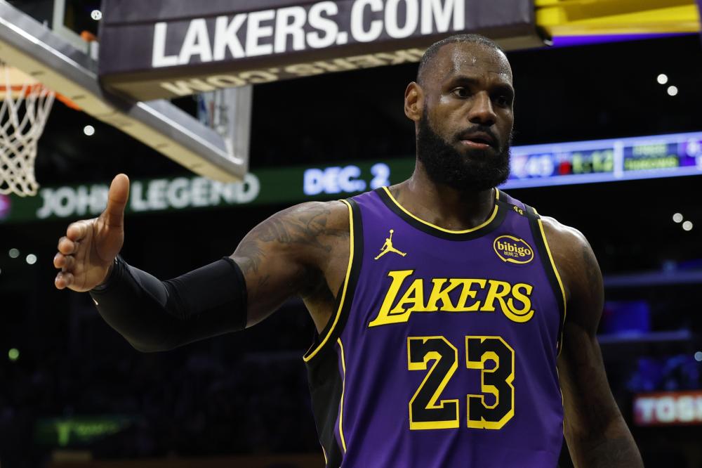 激烈的球场 激烈的球场